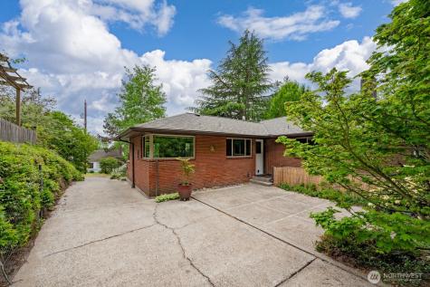 2624 NE 82nd Street Seattle WA 98115