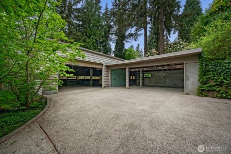 2624 NE 82nd Street Seattle WA 98115