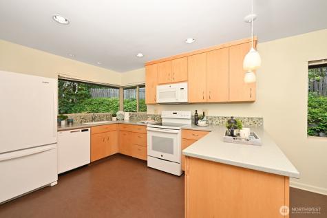 2624 NE 82nd Street Seattle WA 98115