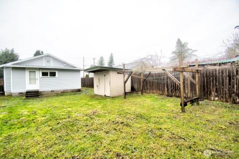 118 N Buckner Street Centralia WA 98531