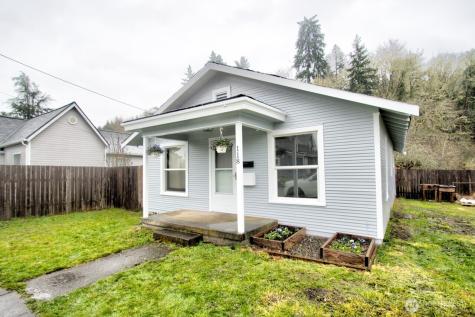 118 N Buckner Street Centralia WA 98531
