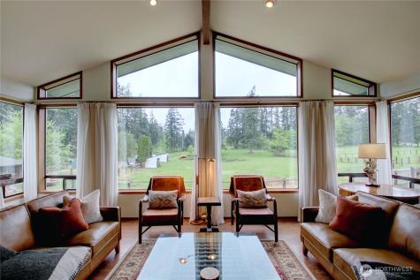 2259 Happy Valley Road Oak Harbor WA 98277