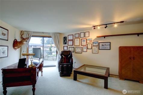 2259 Happy Valley Road Oak Harbor WA 98277