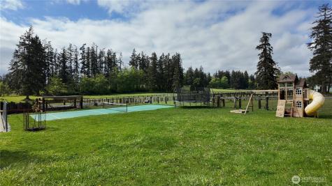 2259 Happy Valley Road Oak Harbor WA 98277