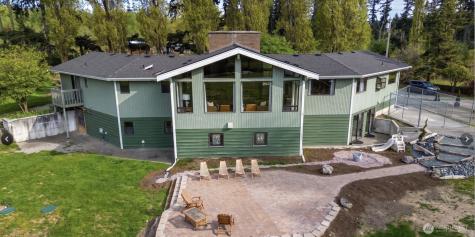 2259 Happy Valley Road Oak Harbor WA 98277