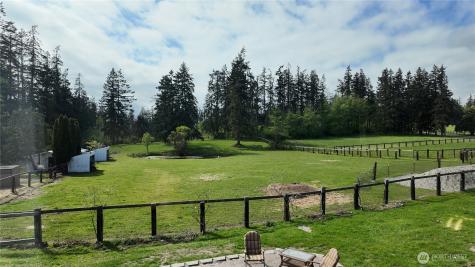 2259 Happy Valley Road Oak Harbor WA 98277