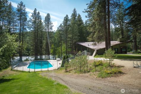21512 Camp 12 Road Leavenworth WA 98826