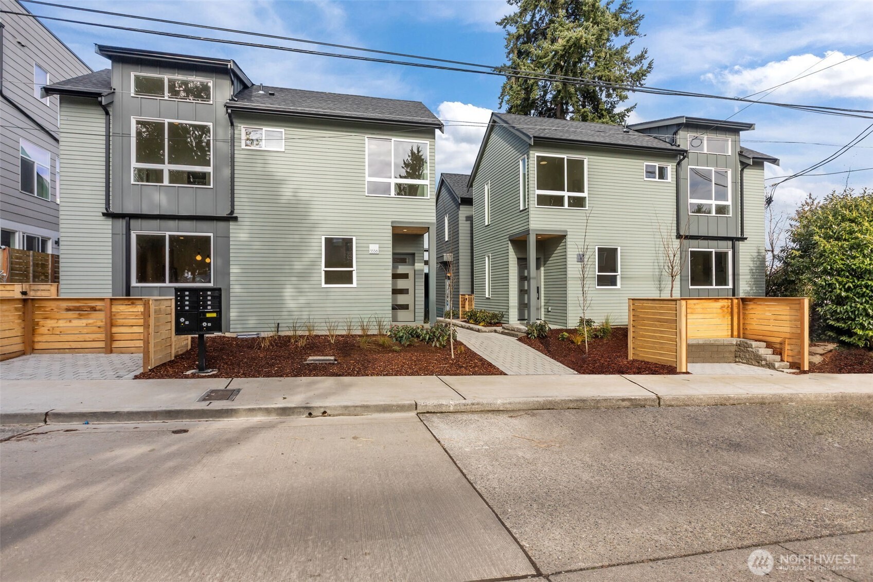 3542 S Dawson Street Seattle WA 98118