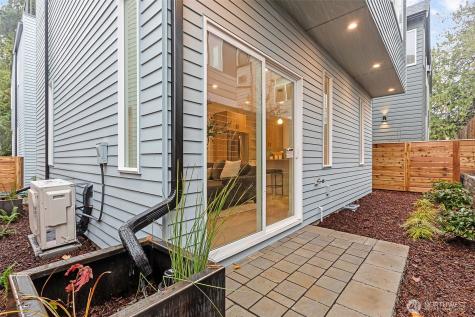 3542 S Dawson Street Seattle WA 98118