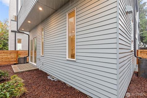 3542 S Dawson Street Seattle WA 98118