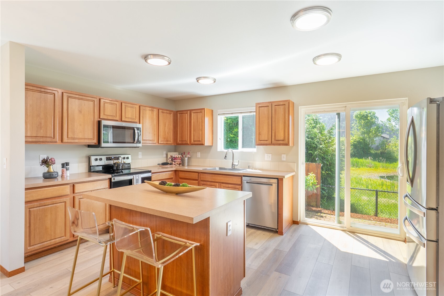 242 Riggs Drive E Enumclaw WA 98022