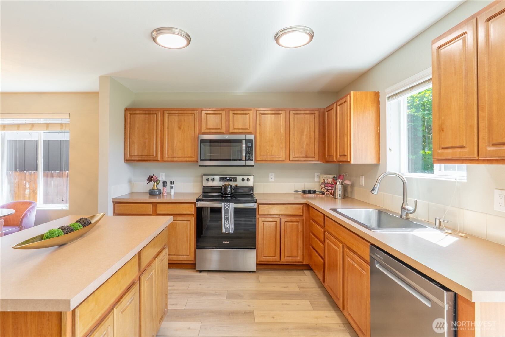 242 Riggs Drive E Enumclaw WA 98022