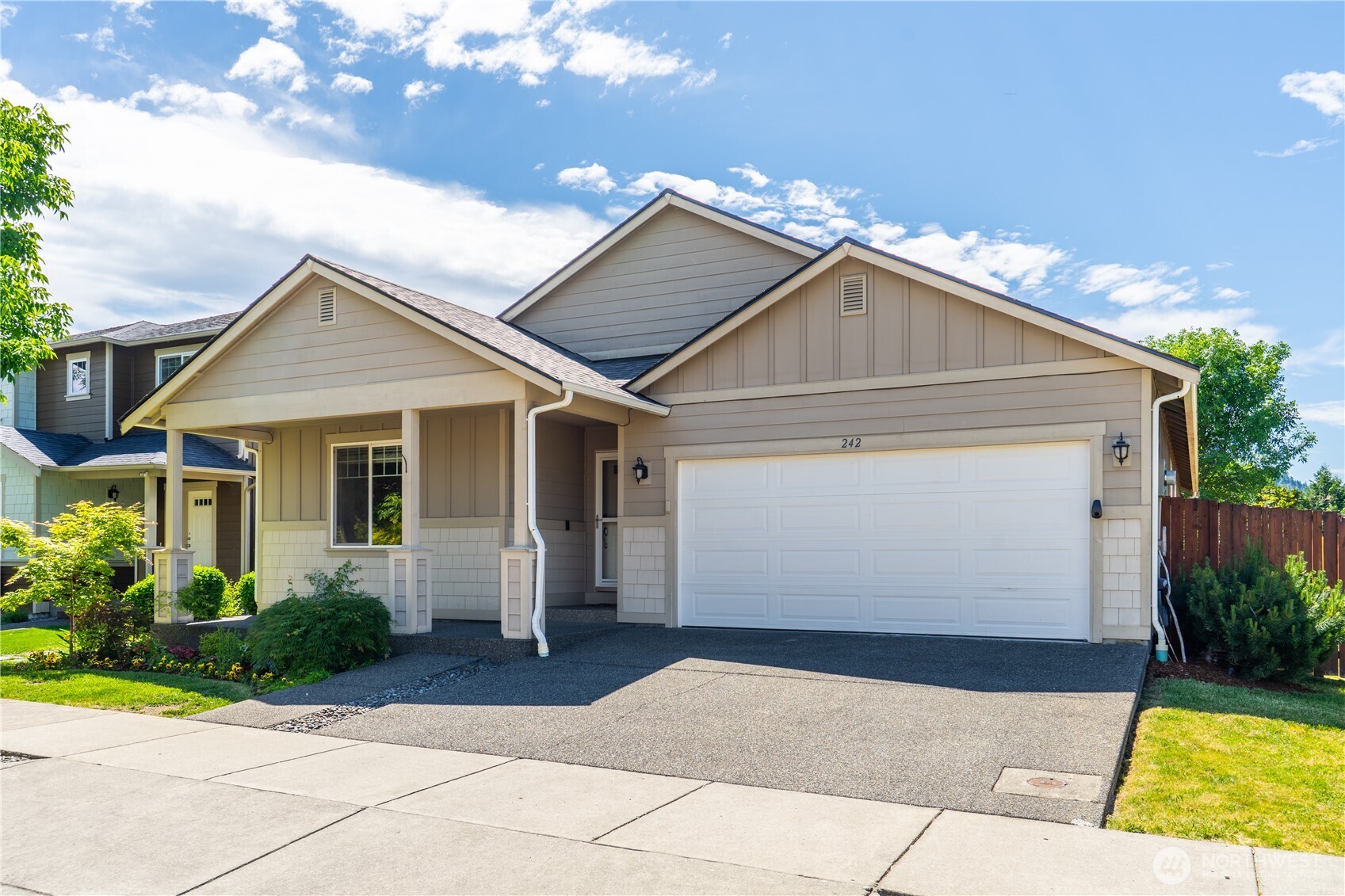 242 Riggs Drive E Enumclaw WA 98022