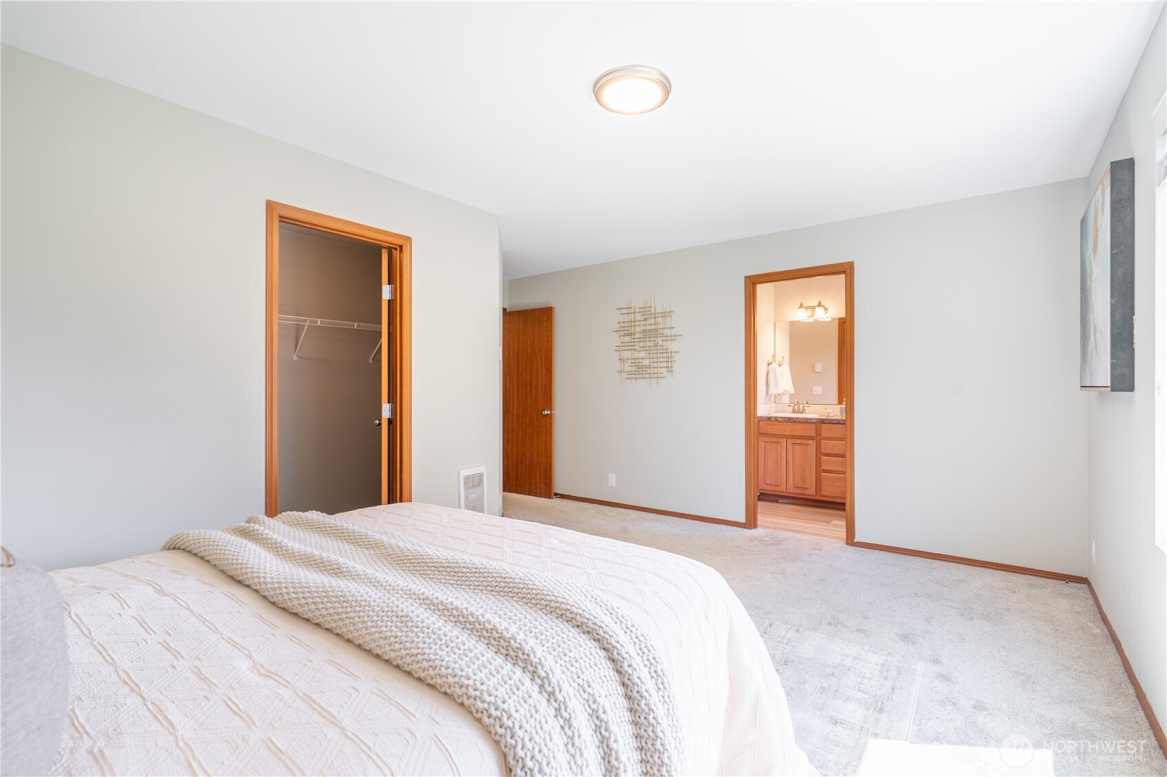 242 Riggs Drive E Enumclaw WA 98022