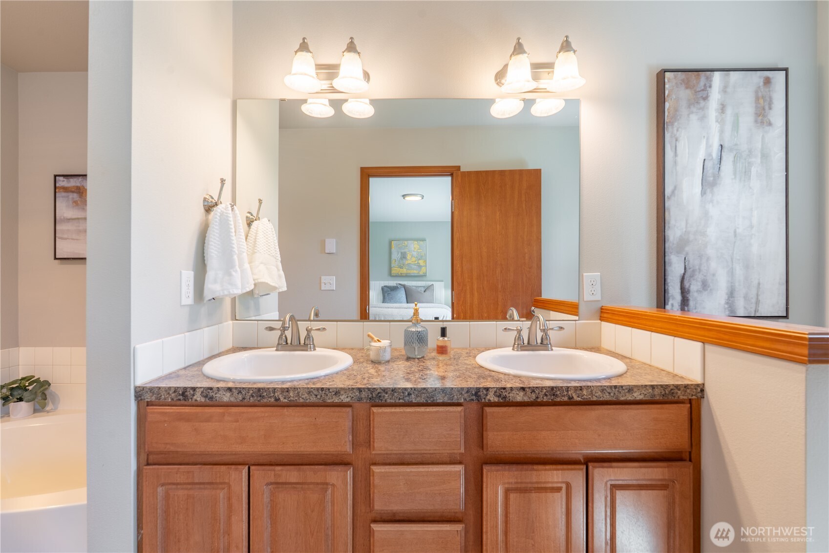 242 Riggs Drive E Enumclaw WA 98022
