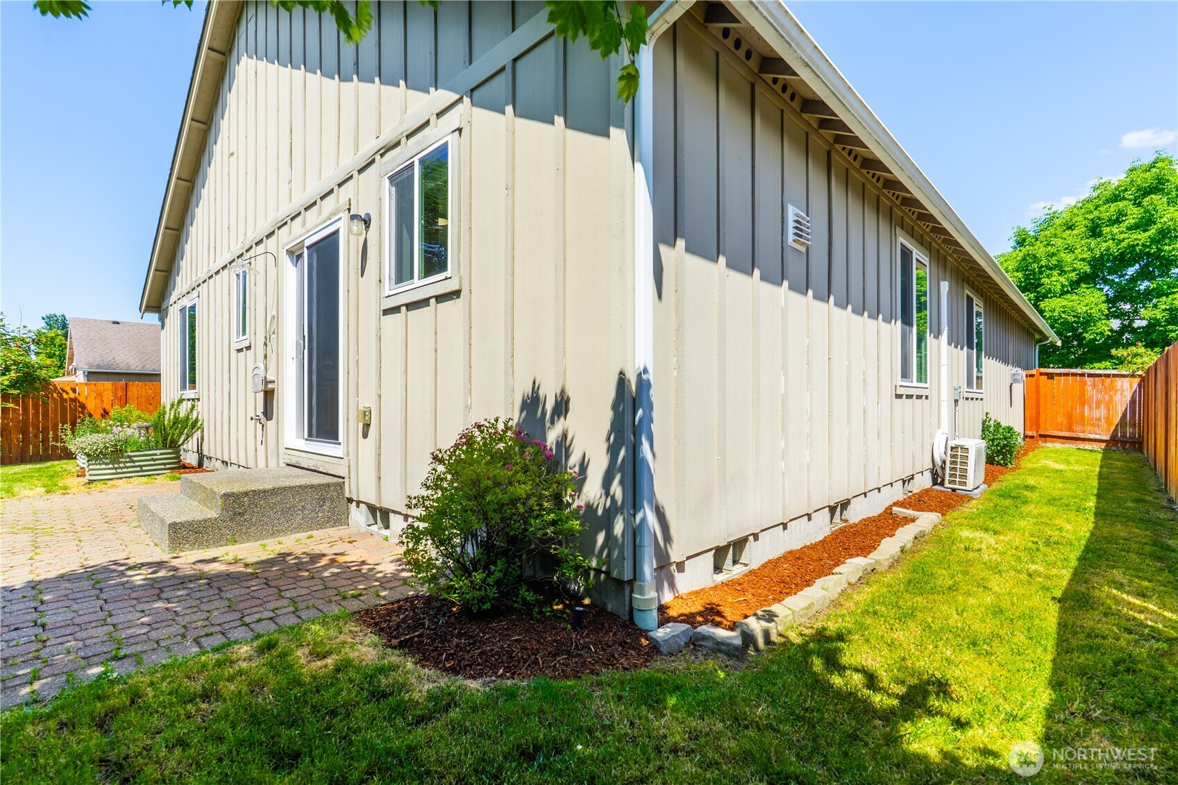 242 Riggs Drive E Enumclaw WA 98022