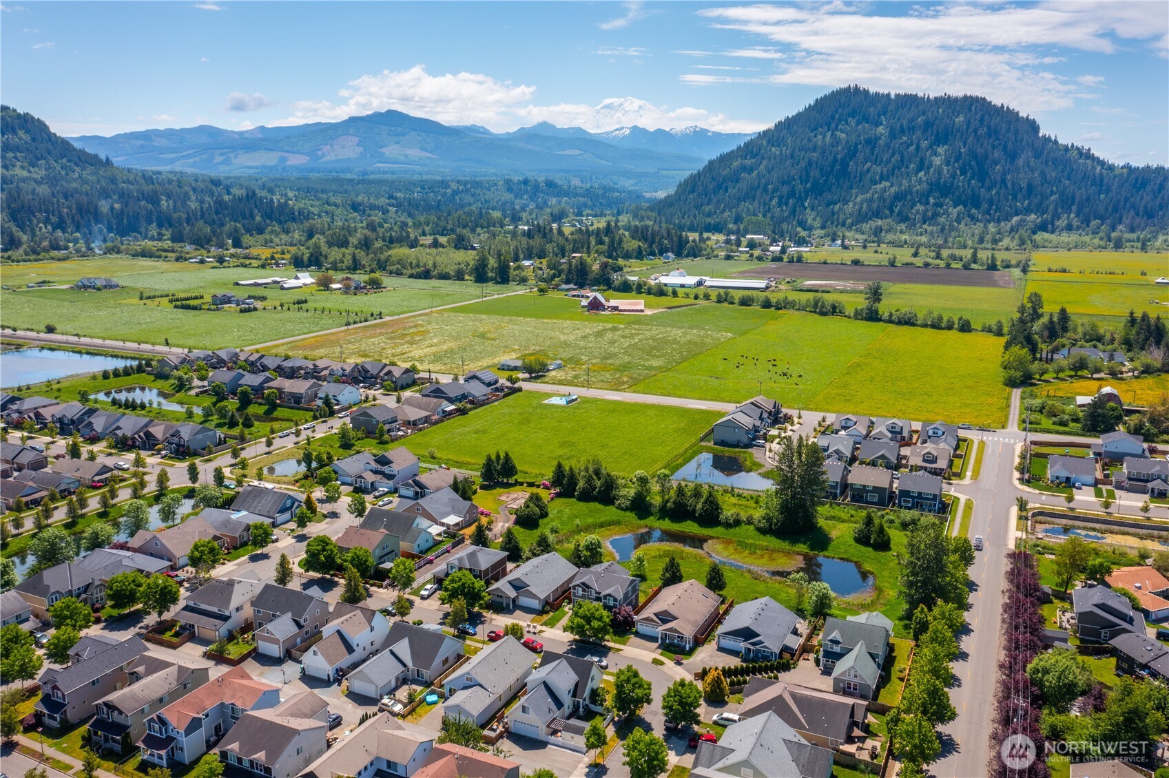 242 Riggs Drive E Enumclaw WA 98022