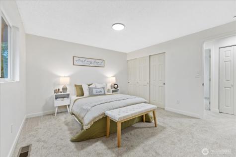 34515 25th Avenue SW Federal Way WA 98023