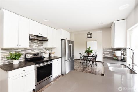 723 123rd Avenue NE Lake Stevens WA 98258