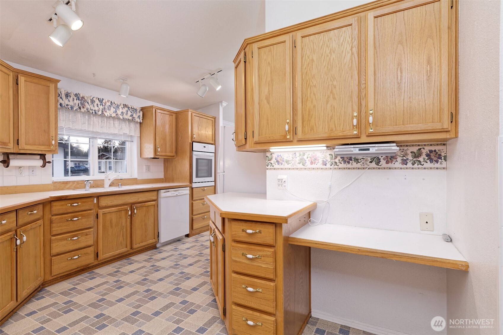 6 Noel Lane Shelton WA 98584