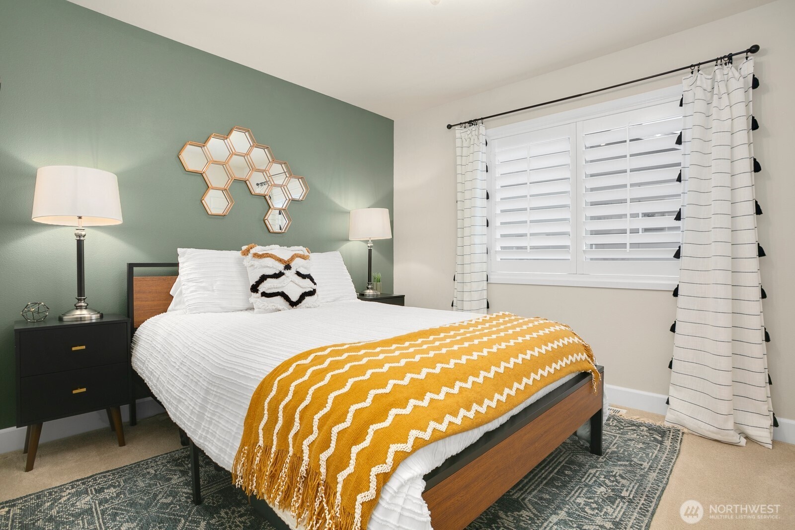 808 275th Place SE Sammamish WA 98075