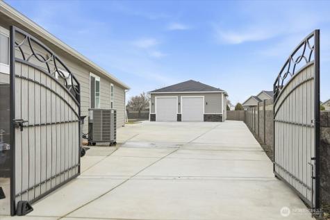 6915 Lamb Court Pasco WA 99301