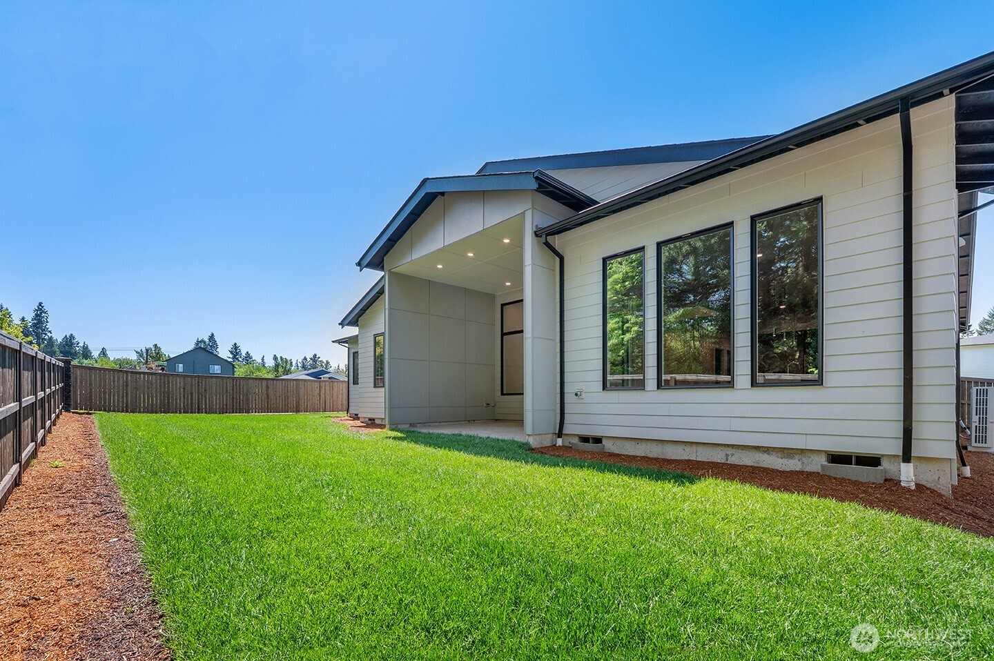 15011 NW 11th Place Vancouver WA 98685
