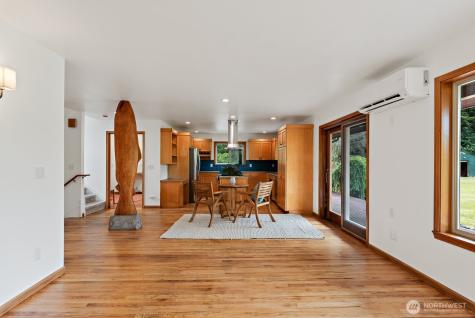 6373 Eastwood Road Deming WA 98244