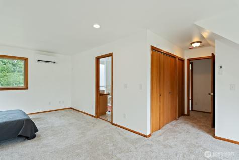 6373 Eastwood Road Deming WA 98244