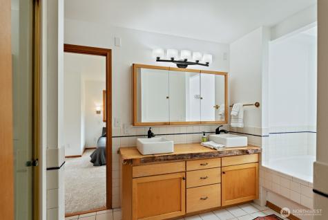 6373 Eastwood Road Deming WA 98244