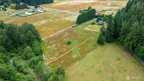 6373 Eastwood Road Deming WA 98244
