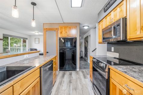 208 West Leavenworth WA 98826
