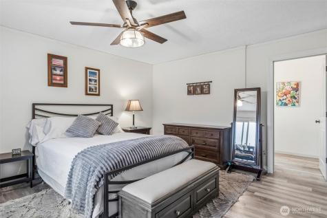 208 West Leavenworth WA 98826