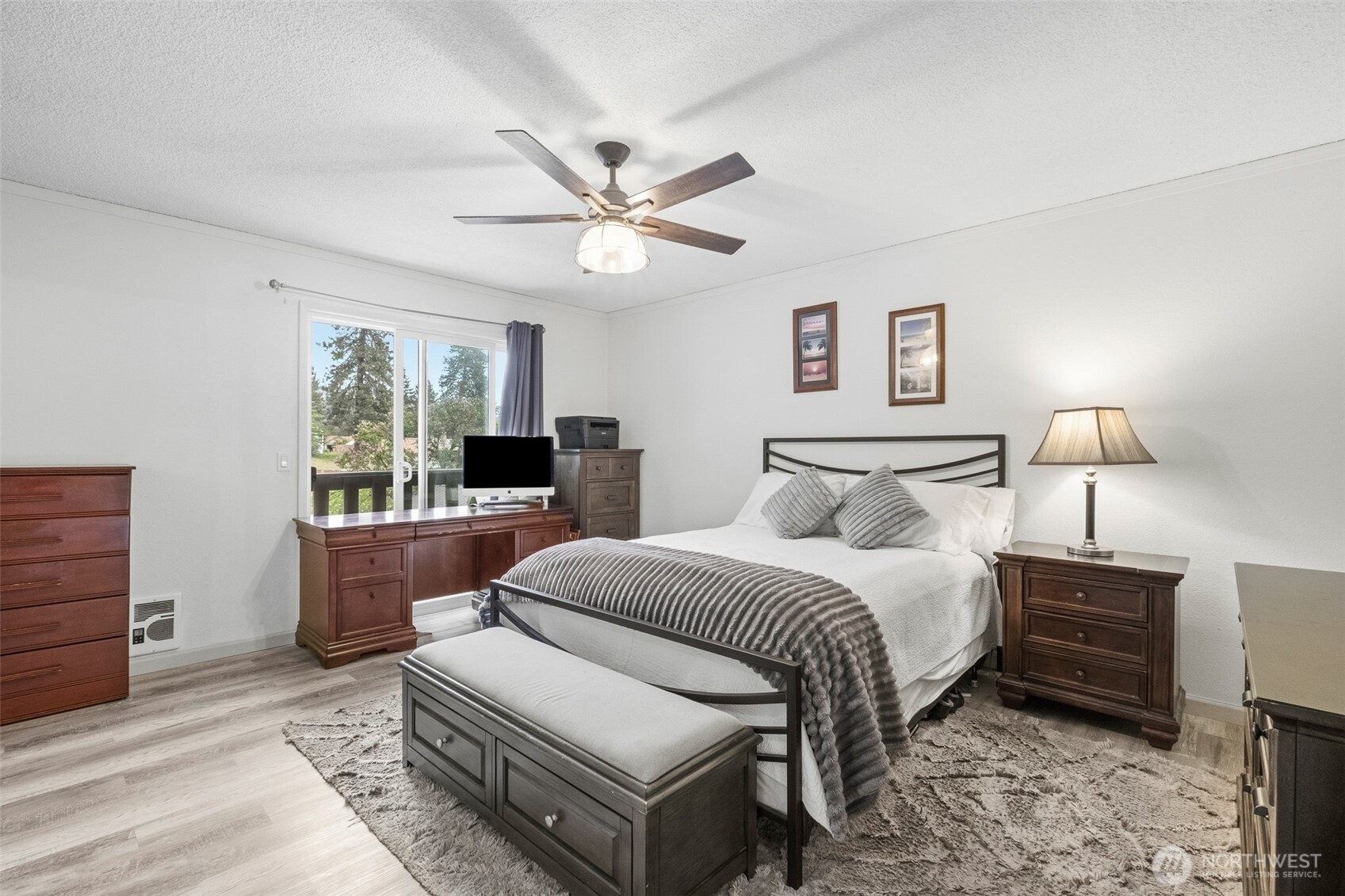 208 West Leavenworth WA 98826