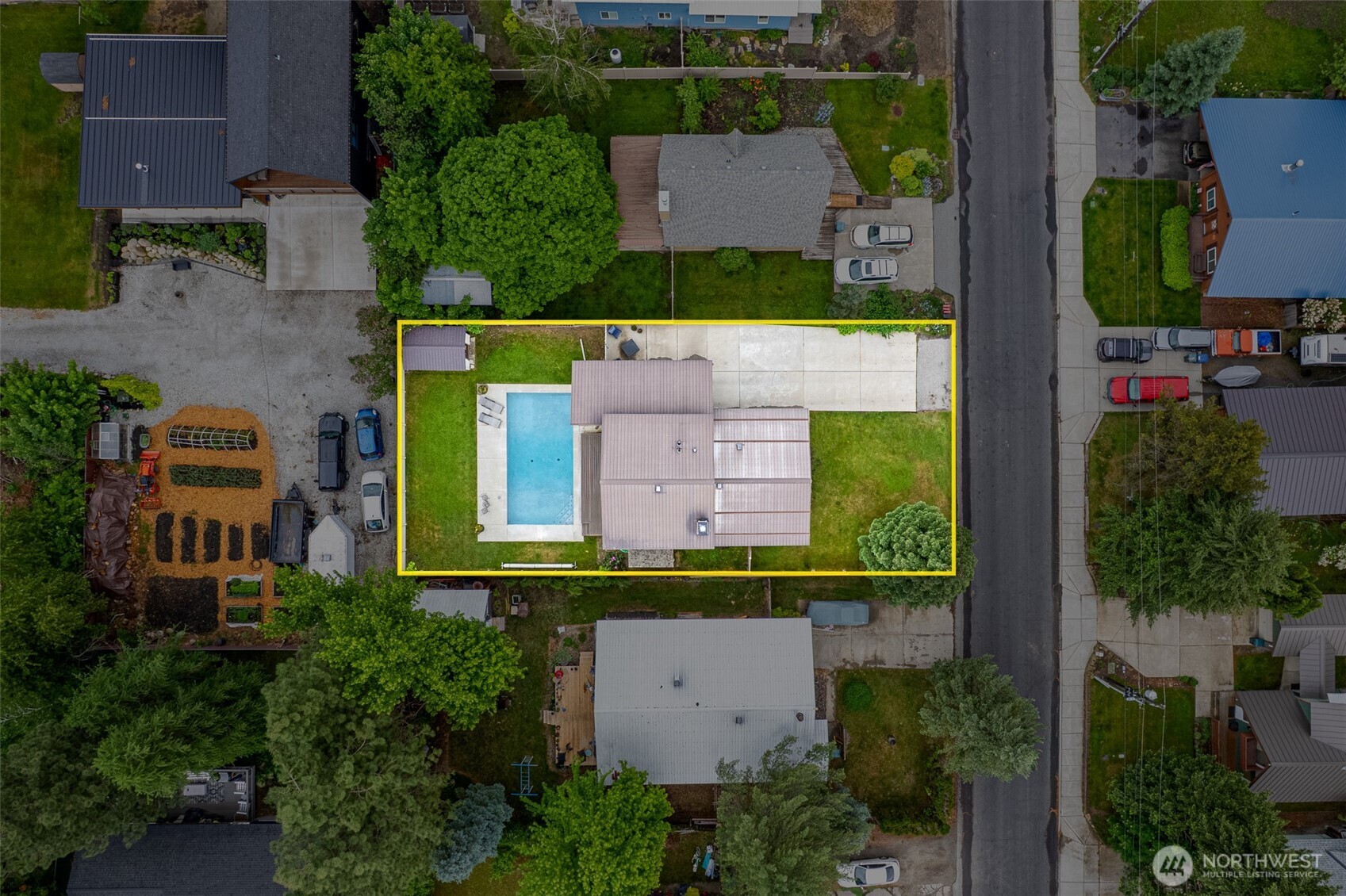 208 West Leavenworth WA 98826