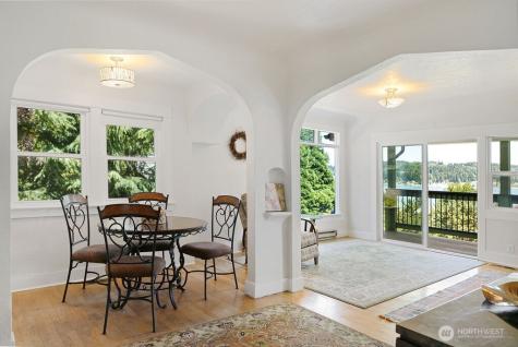 17198 Viking Way NW Poulsbo WA 98370