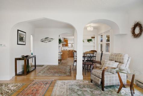 17198 Viking Way NW Poulsbo WA 98370