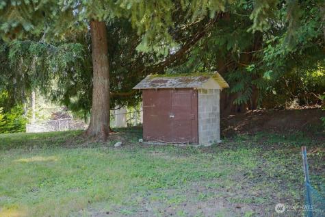 17198 Viking Way NW Poulsbo WA 98370