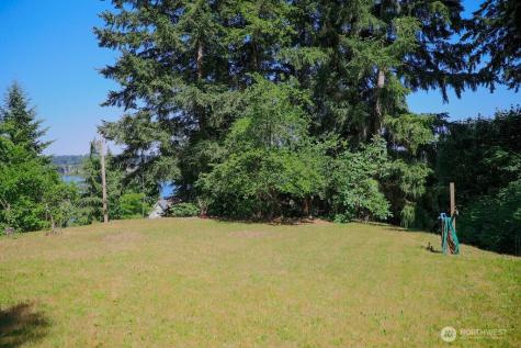 17198 Viking Way NW Poulsbo WA 98370