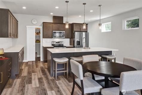1306 Digby Place Mount Vernon WA 98274