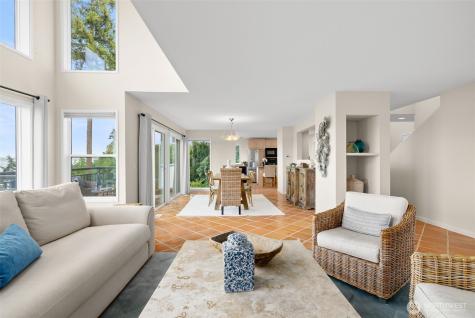 10879 Bill Point Circle NE Bainbridge Island WA 98110