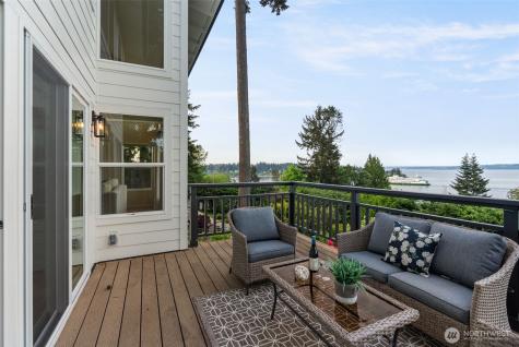10879 Bill Point Bainbridge Island WA 98110