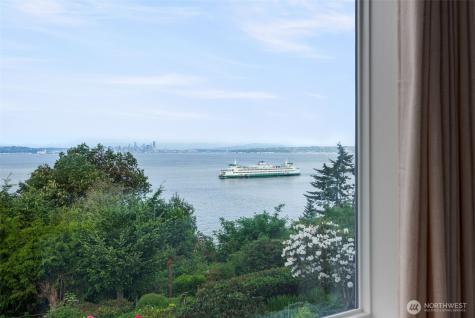 10879 Bill Point Circle NE Bainbridge Island WA 98110