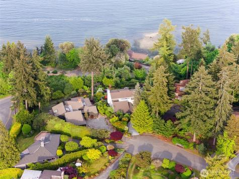10879 Bill Point Circle NE Bainbridge Island WA 98110