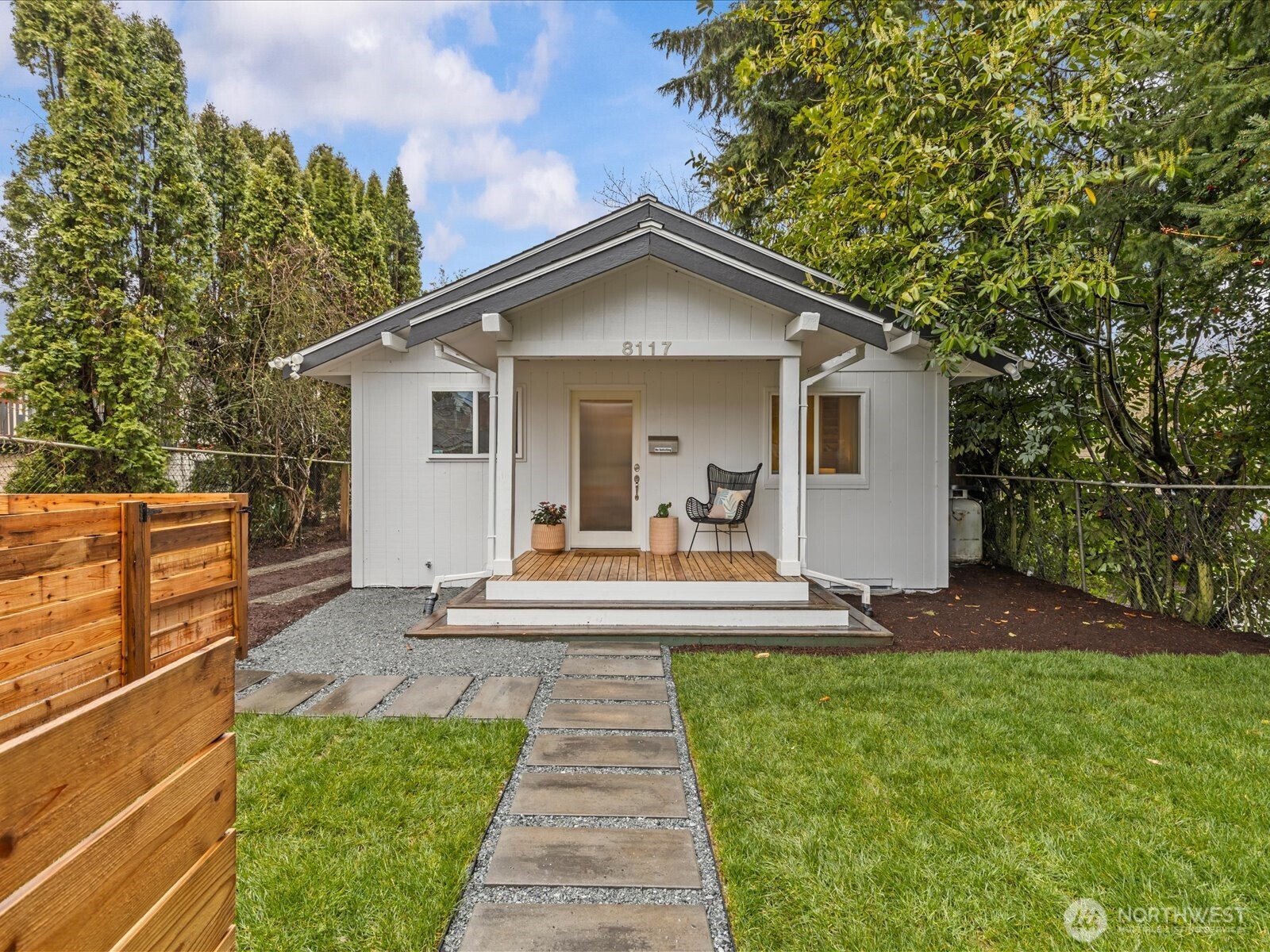 8117 17th Avenue SW Seattle WA 98106