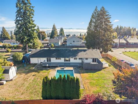 9206 31st Avenue SE Everett WA 98208