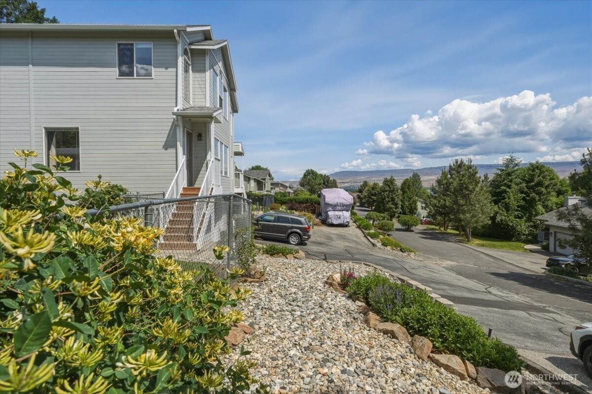 2432 Jeffrey Court Wenatchee WA 98801