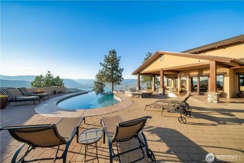 300 Hawks Ridge Road Chelan WA 98816