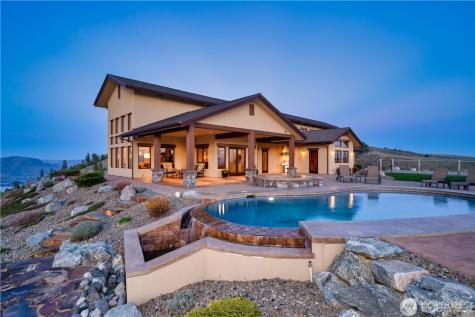 300 Hawks Ridge Road Chelan WA 98816