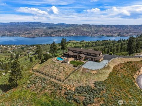 300 Hawks Ridge Road Chelan WA 98816